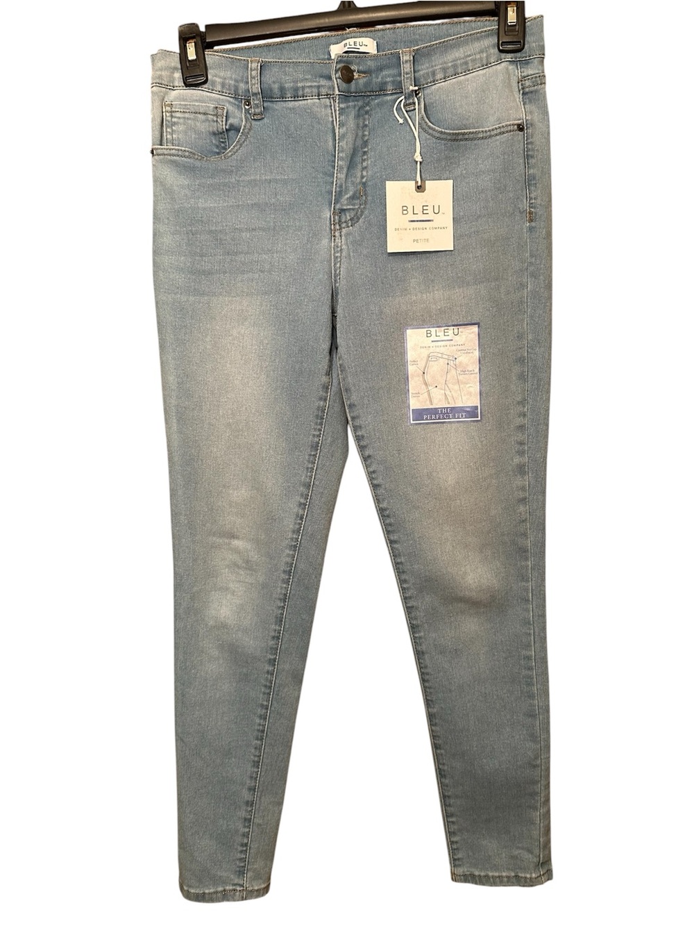 NWT Bleu Light Wash Women's Skinny Jeans - size 8P